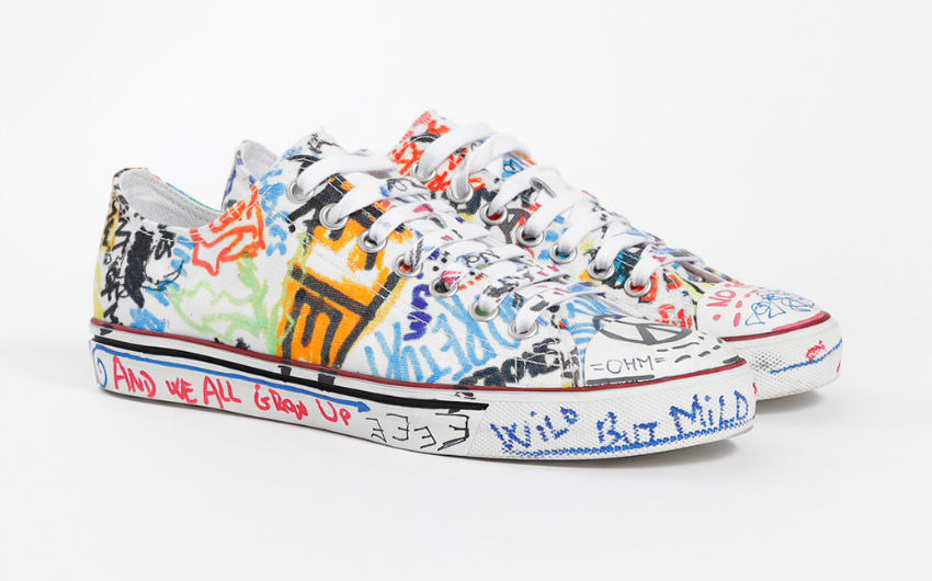 Vetements Graffiti Sneakers