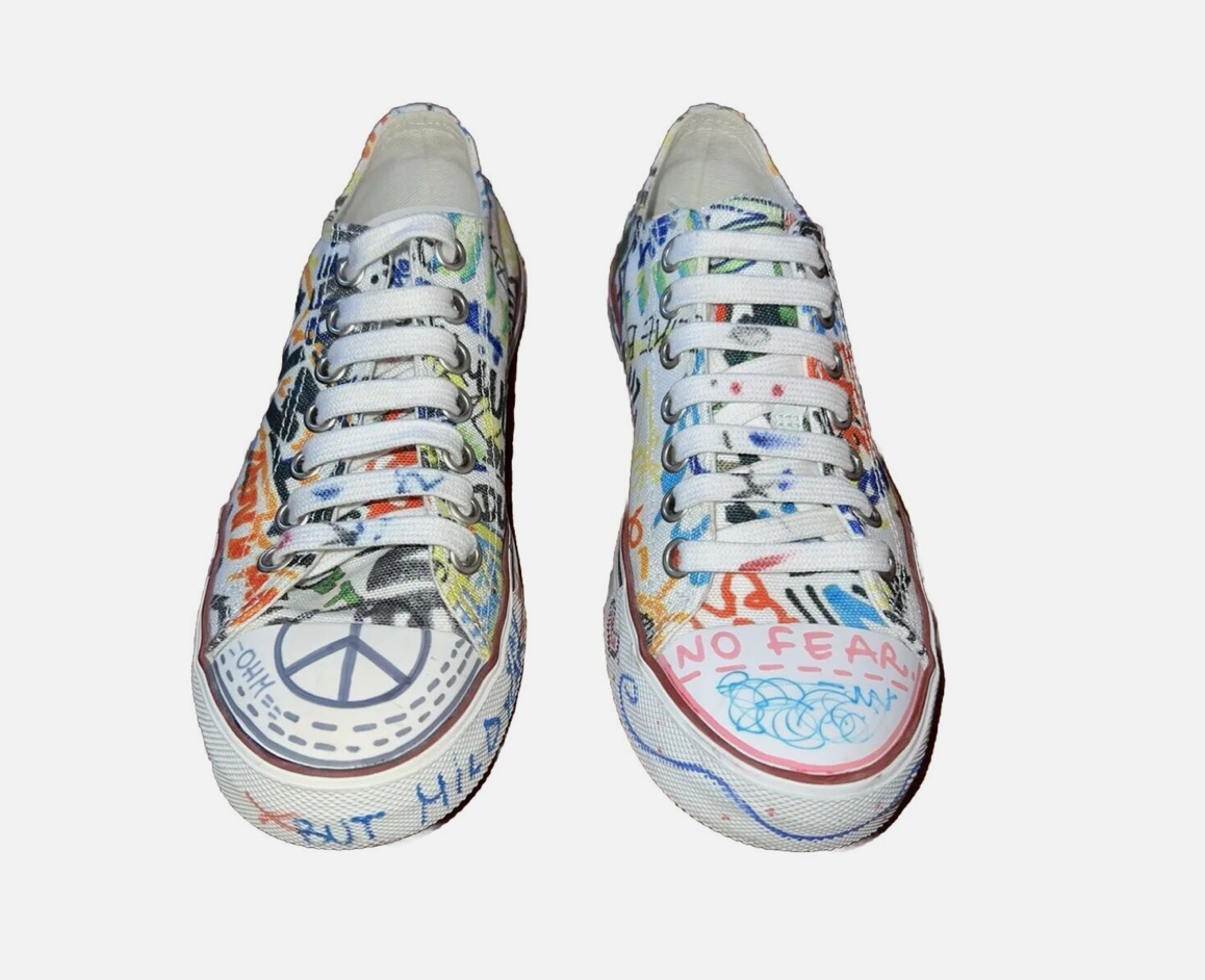 Vetements Graffiti Sneakers